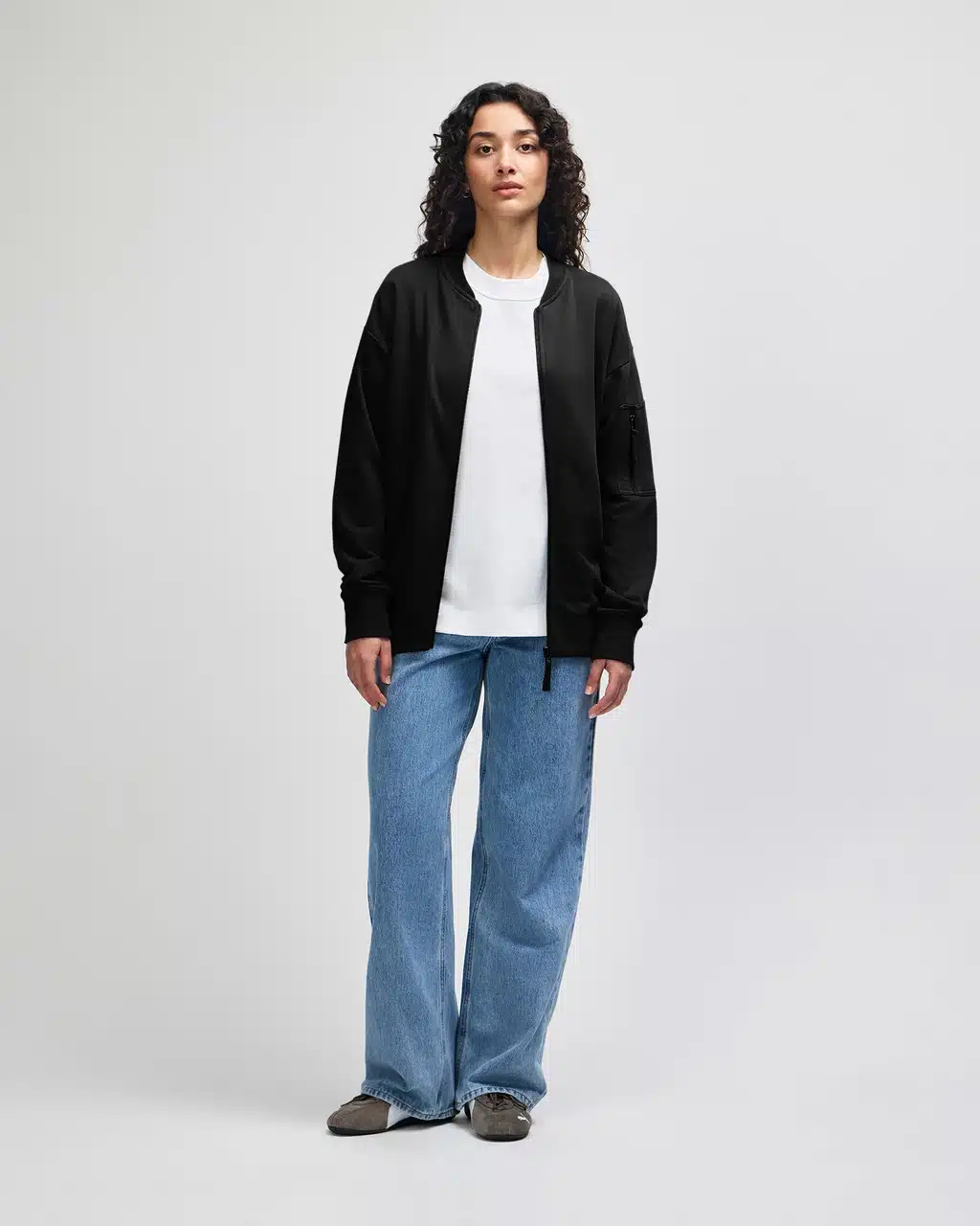 FTJ77_Black_04__32062