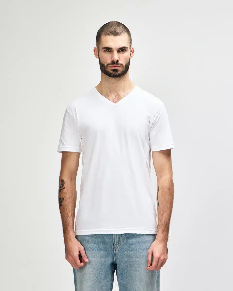 64v00_white_01.jpg