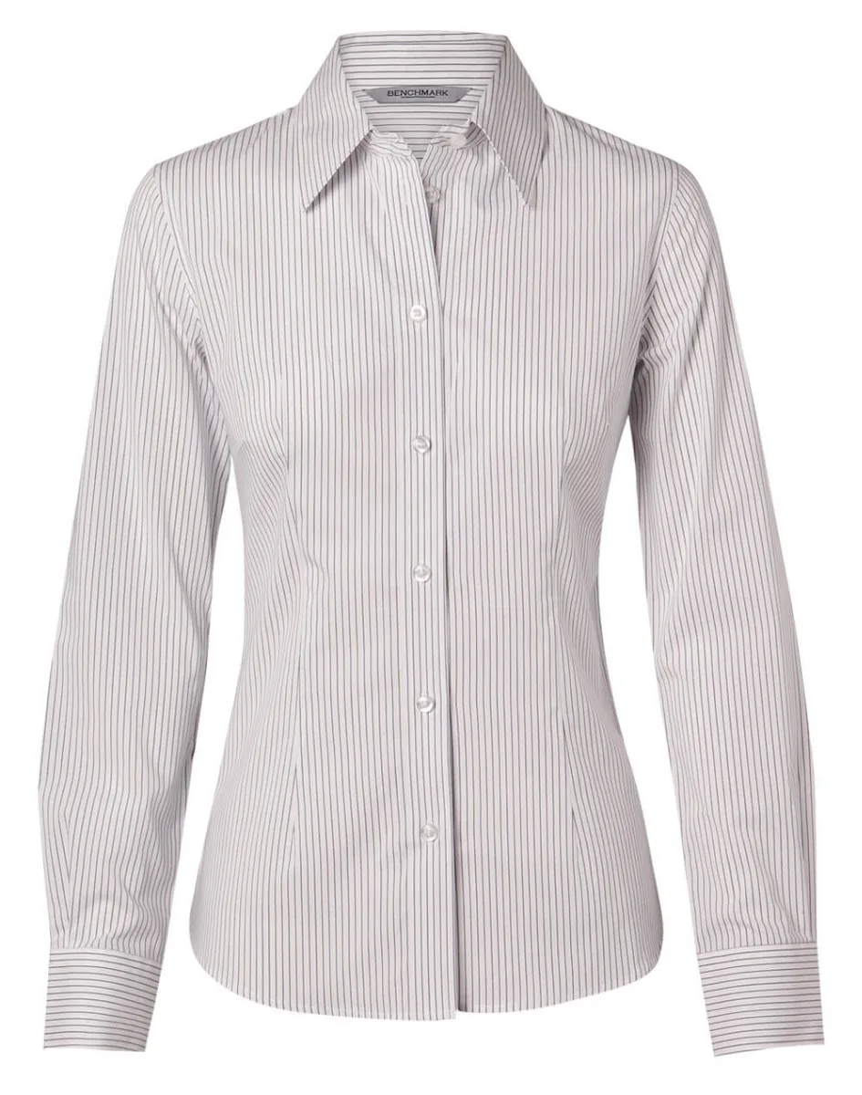 8200l-whitegrey.jpg
