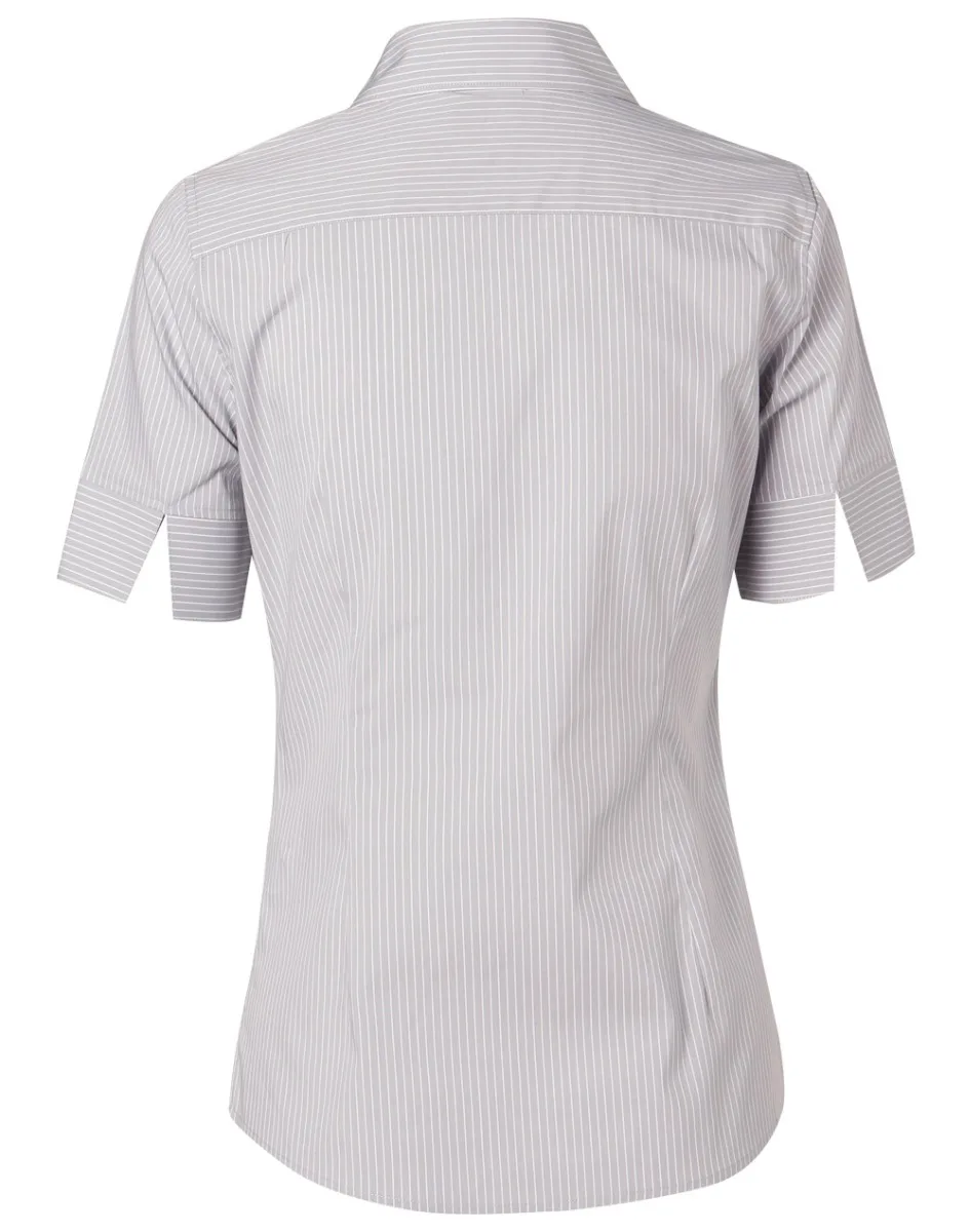 8200s-greywhiteb.jpg