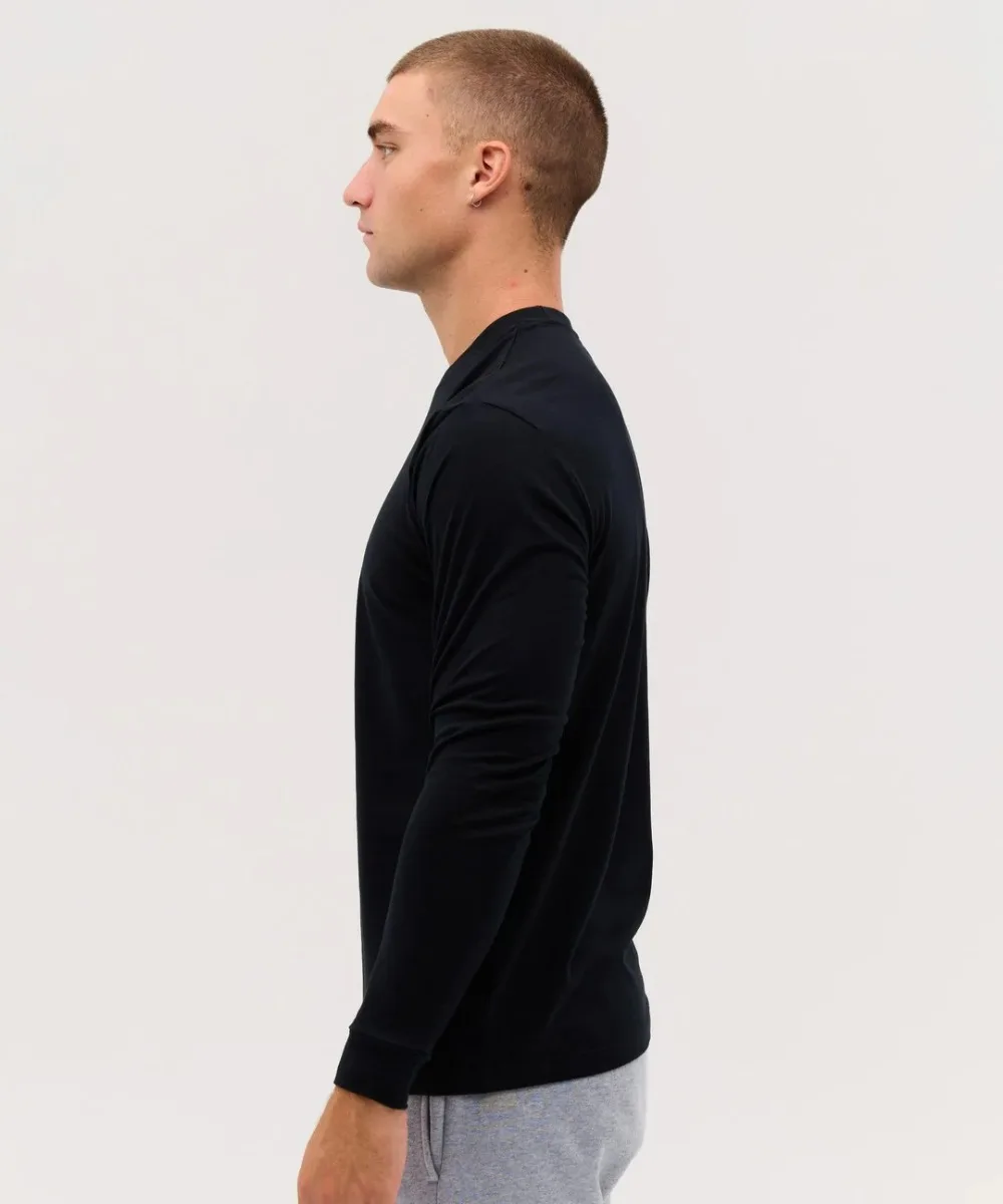baxsy-lookbook-hawkins-l-s-tee-black-male-side__86473.jpg